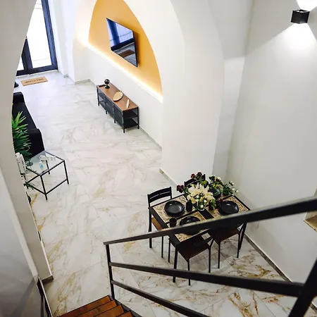 Domus Ursino Elegance Apartment *